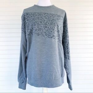 Gray butterfly pullover sweater Size Medium